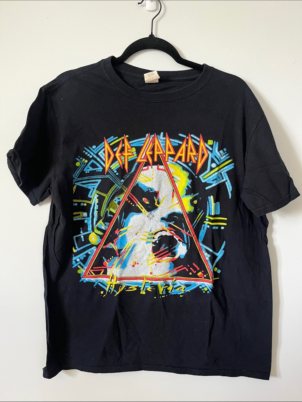 Def Leppard Hysteria Black Graphic Band Tee large